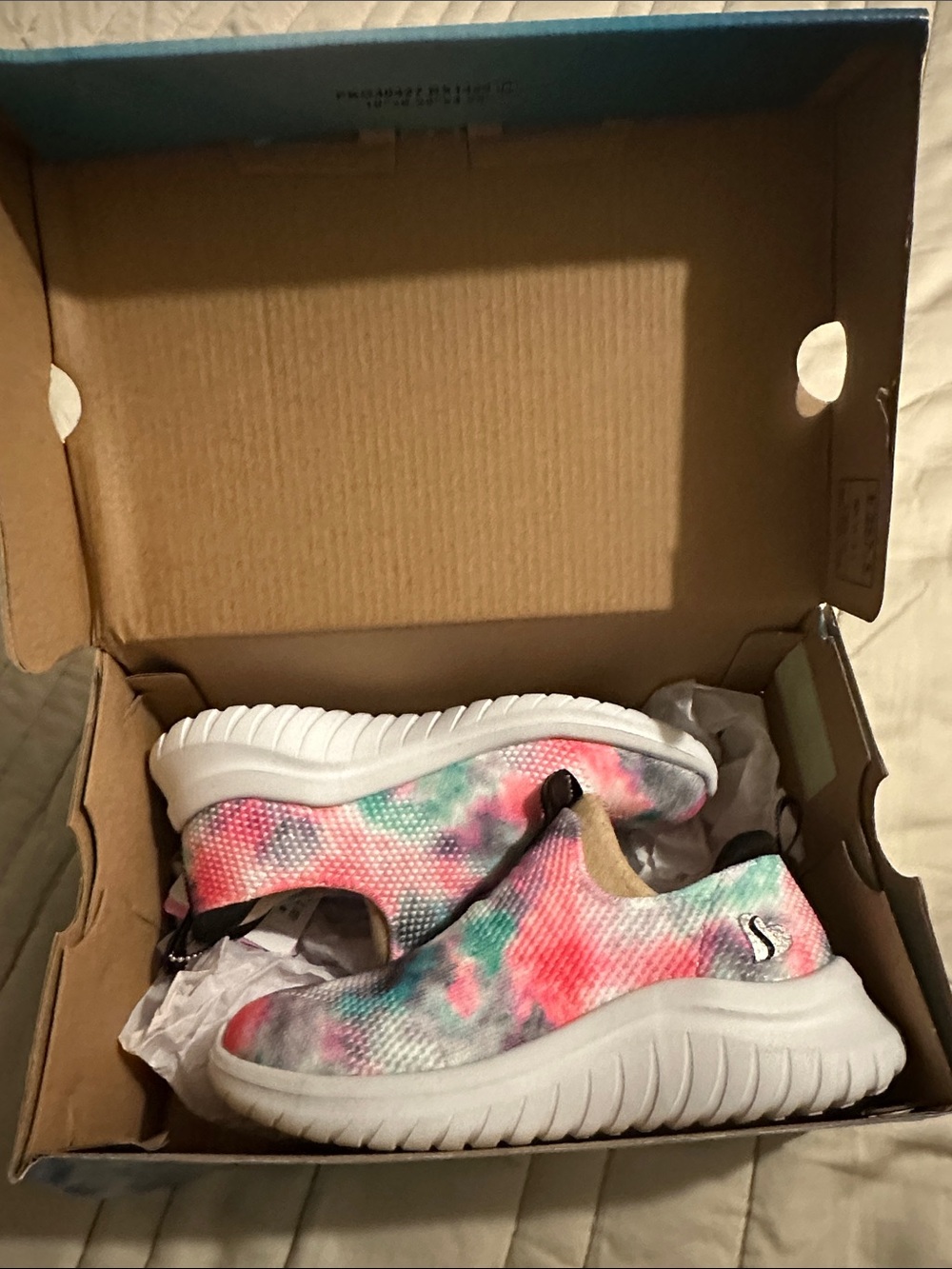 Skechers® Ultra Flex 2.0 Cloudy
Cool Girls' Slip-On Shoes size 11 - Picture 5 of 10